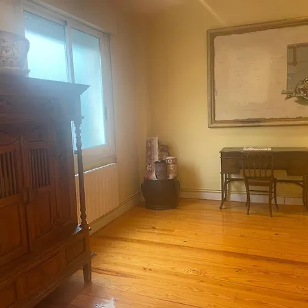 Apartment Unique Spacious